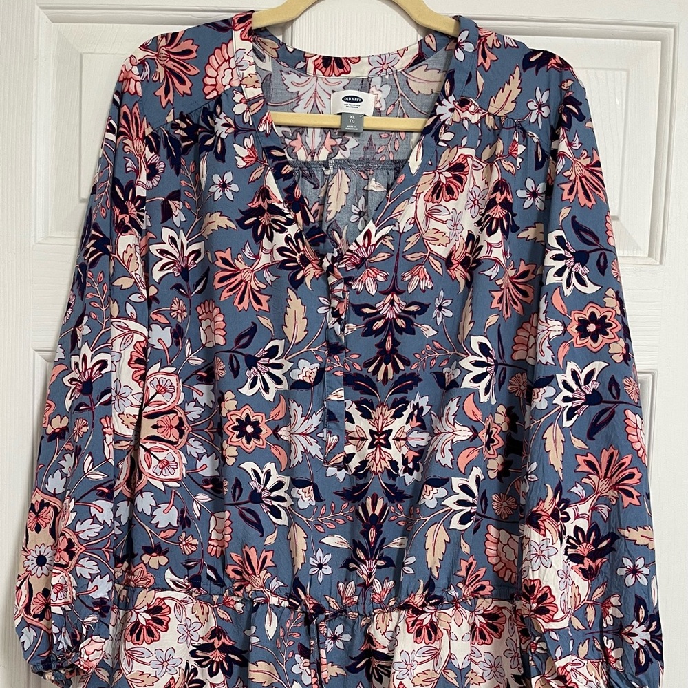 Old Navy Floral Long Sleeve Romper